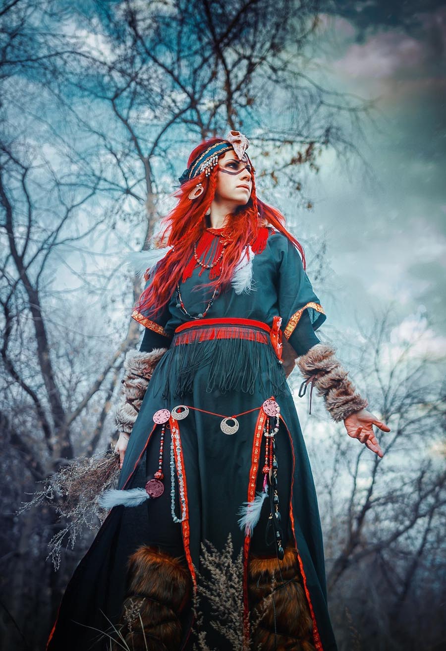 Girls in Slavic costumes underwear in Jinan